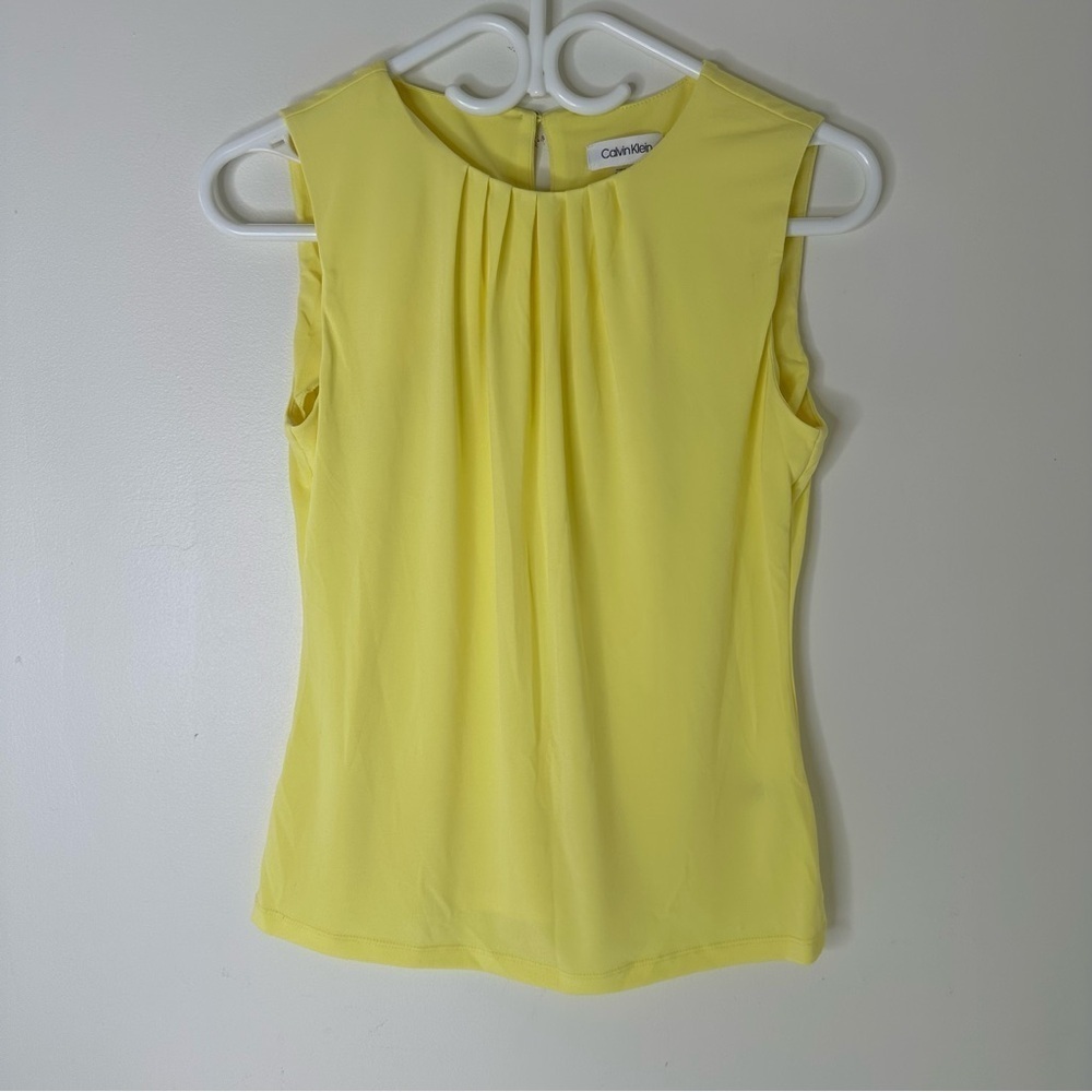 Calvin Klein women’s yellow top size XS